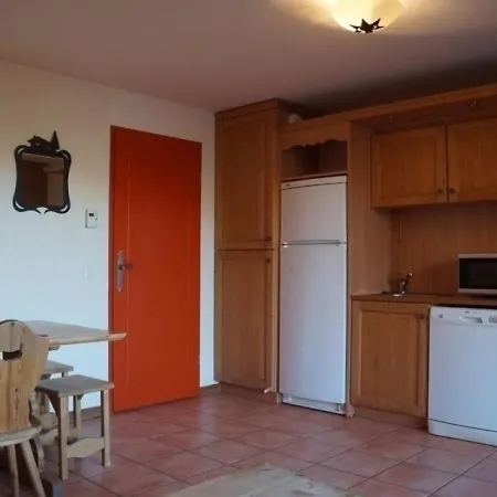 Apartment 8 Personnes Confortable De Qualite, Les Molanes. Uvernet-Fours